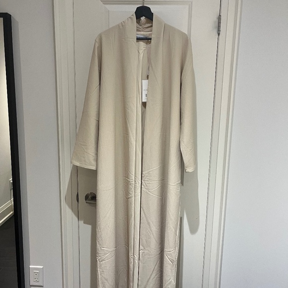 Veiled Abaya - XL - New with tags! - Stone Colour - Picture 1 of 7